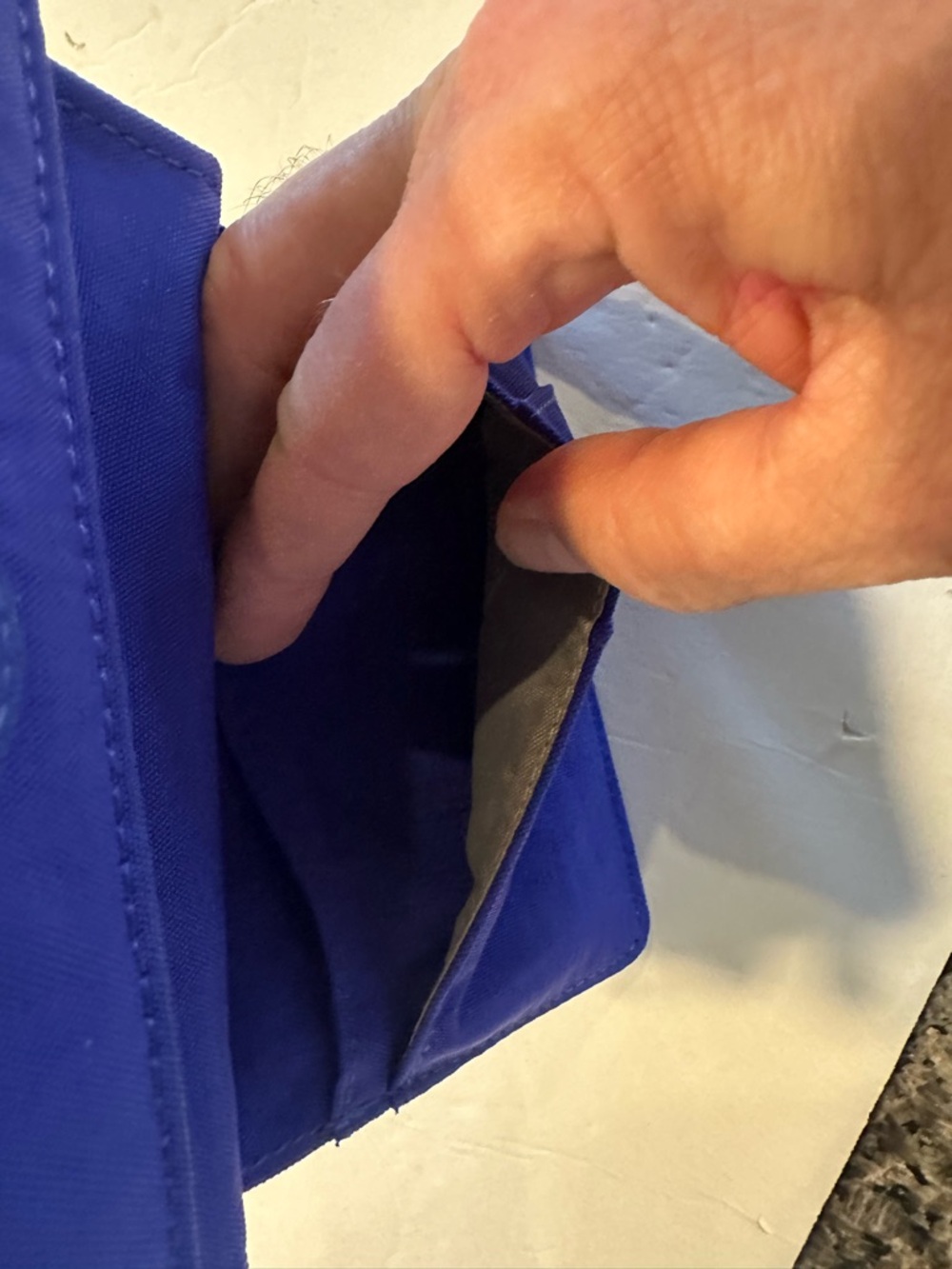 Kipling like new, retired striking purple wallet. - Picture 8 of 14